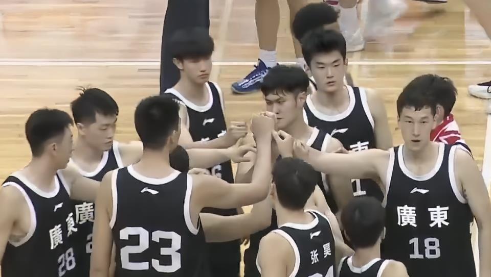 作风硬朗的 作风硬朗的