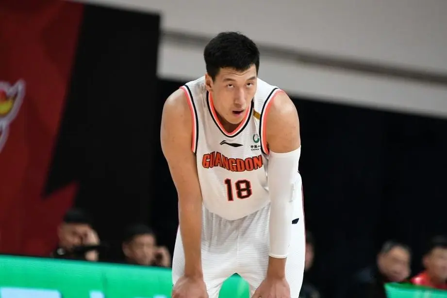 广东男篮积, yid, 能突能投 广东男篮积, yid, 能突能投