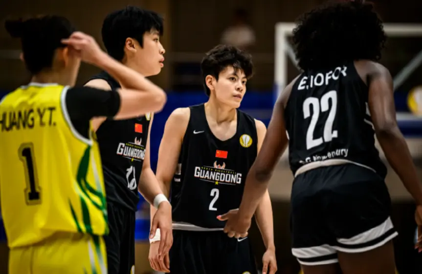 这一场比赛, 她也做得不 这一场比赛, 她也做得不